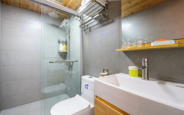 Shanghai Hills&XING 132 Family Homestay