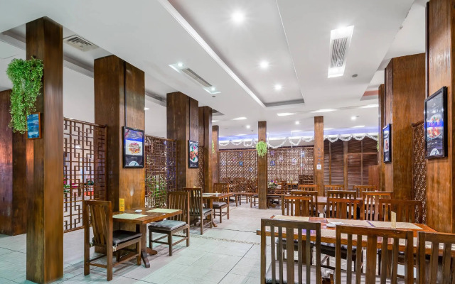 Chinflux Mandarin Hotel