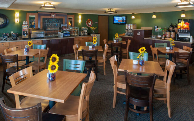 AmericInn Hotel & Suites Mankato — Conference Center