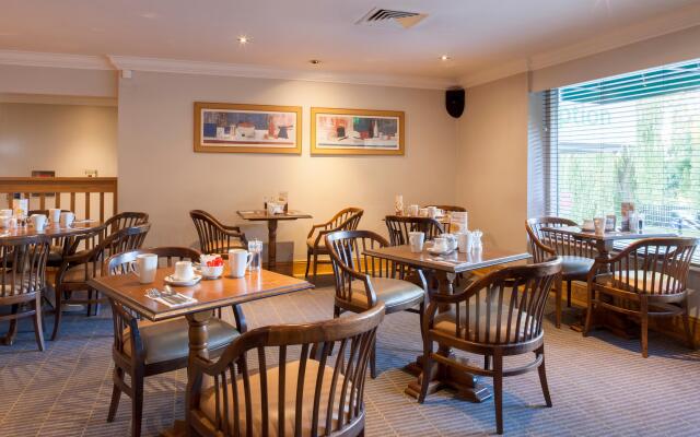 Holiday Inn Leeds Wakefield M1 Jct.40 by IHG