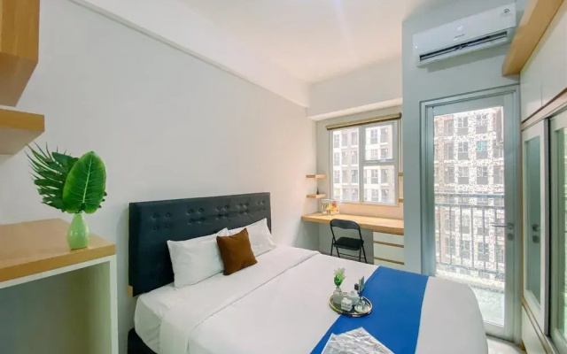 Cozy And Enjoy Living Studio Transpark Juanda Bekasi Timur Apartment