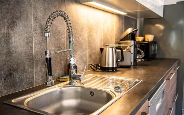 Loft 90 m2 cosy au calme avec terrasse et parking