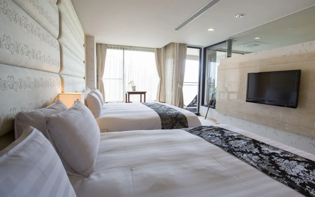 Tai Yi Red Maple Resort