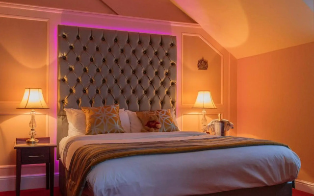 Rogerthorpe Manor Hotel