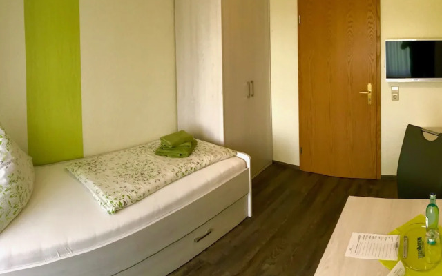 Restaurant & Pension Rüssel - Pub