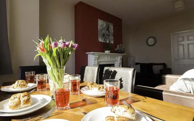 Bright Apartment In Doncaster Near Keepmoat Stadium