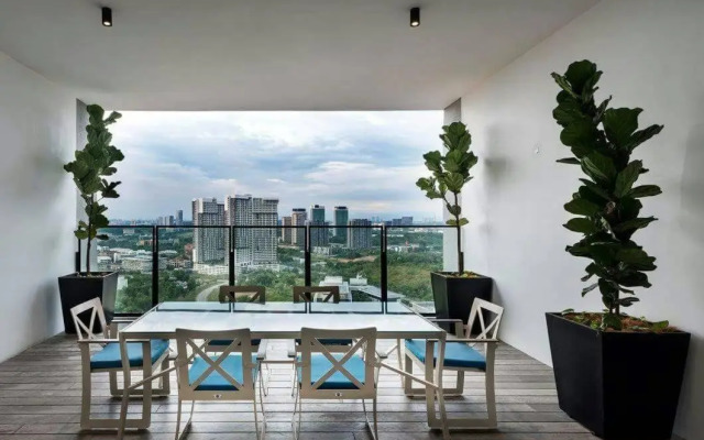 Hid SOHO at KANVAS WiFi Netflix KLIA