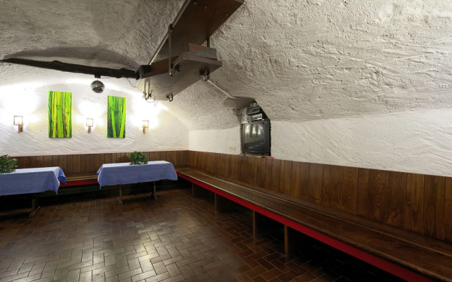 Bamboohouse Motel Riazzino