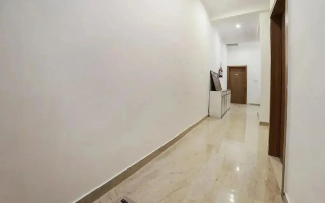 Hotel Arrow 19 by OYO Rooms