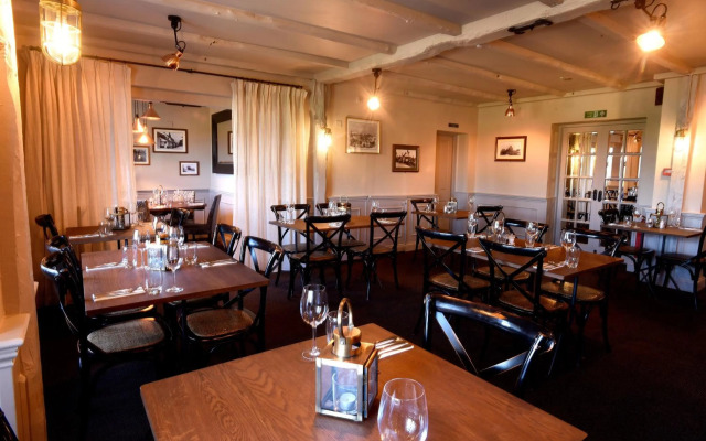 Lifeboat Inn