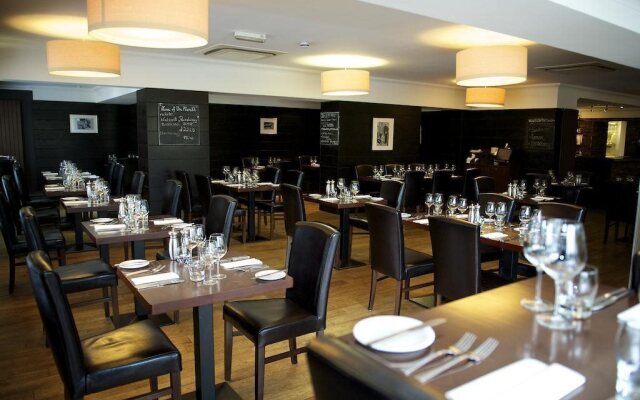 Nevis Bank Inn