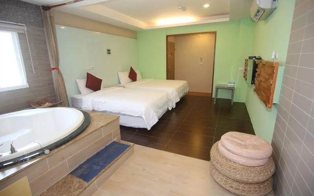 Water Front Hotel