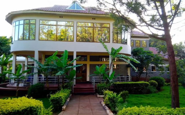 Green Hills Lodge