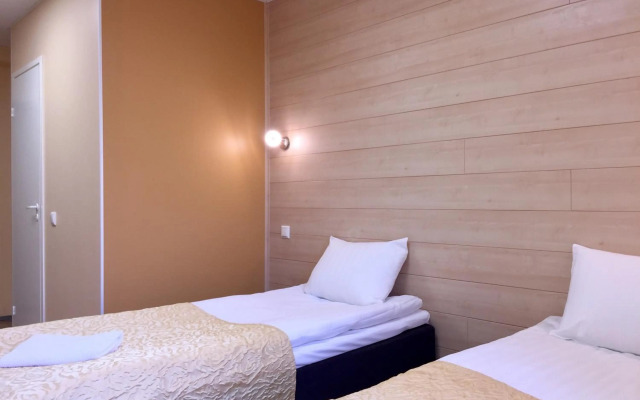 Center Hotel