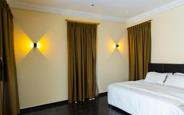 1 bedroom Space Available to enjoy