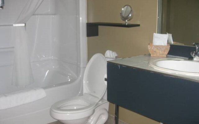 Motel Cle O Spa Inn