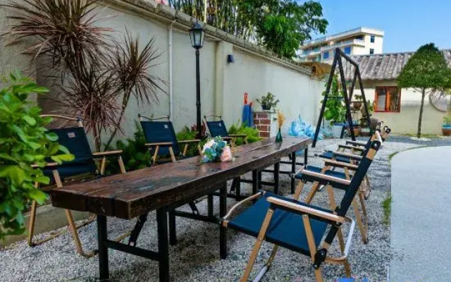 Night breeze Homestay (Beihai Qiao Gang)