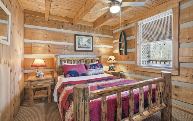 Somewhere In Time 2 Bedroom Cabin