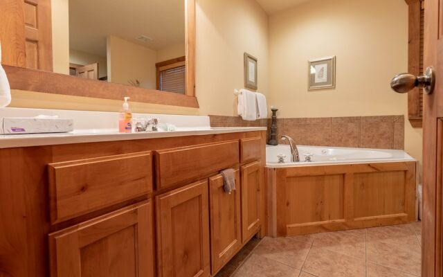 Dragan's Den by RedAwning