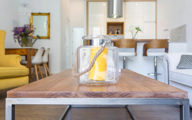 Puerta del Sol Center