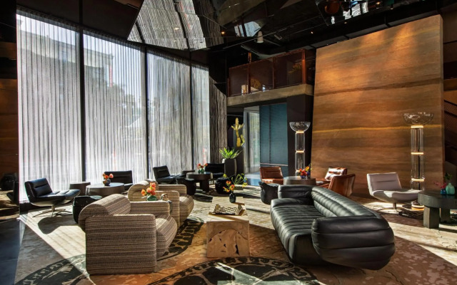 Moxy Downtown Los Angeles