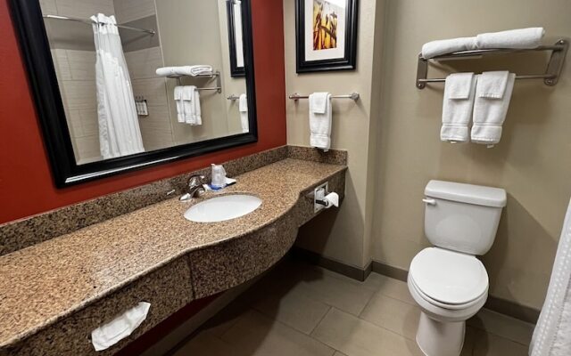 Holiday Inn Express & Suites Alva
