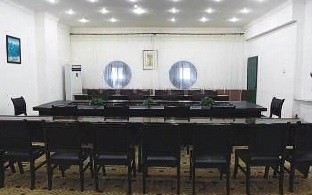 Jingu Hotel-Urumqi
