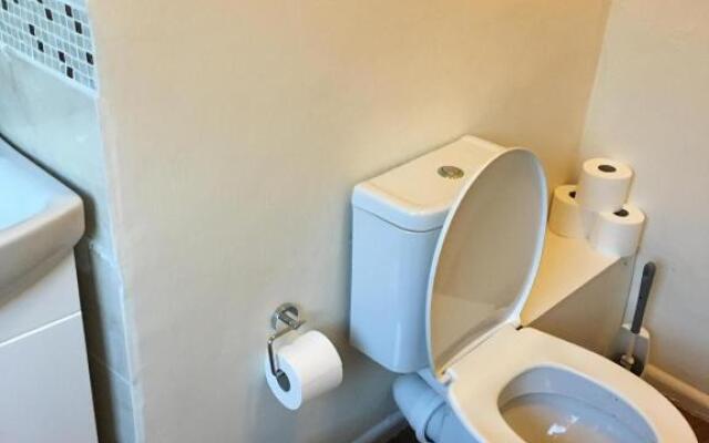 Comfy and Cosy 2BD House in Haydock St Helens