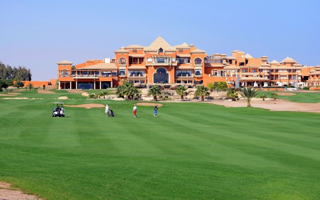 Golf Hotel