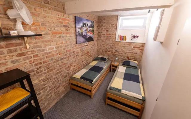 APARTMANY Plzeňská 465 Free PARKING & PS3