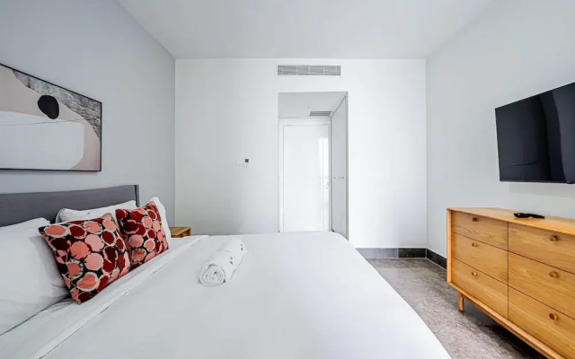w Comfy 1BR w Fantastic Balcony in YOO