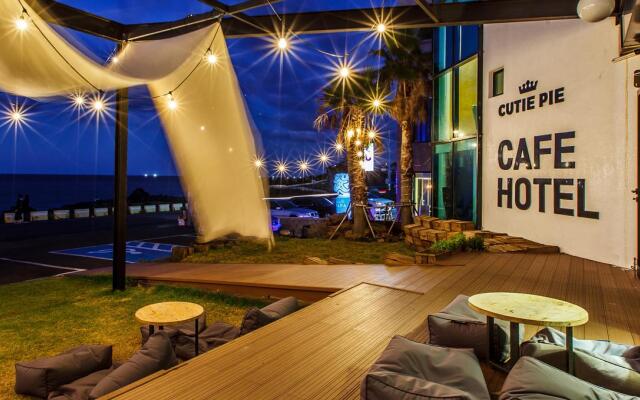 Aewol Cutiepie Hotel