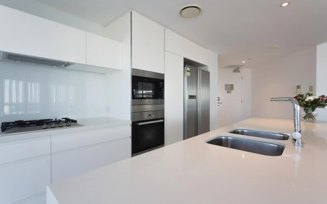 The Oracle Resort Broadbeach - GCLR