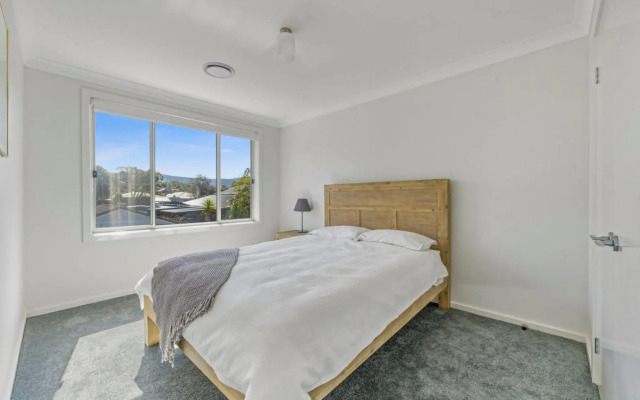 SEA MIST Gerringong 4pm Check Out Sundays