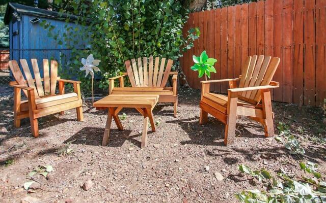 KIT Kat's Hideaway #1874