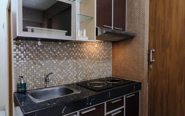 Spacious 3Br Combined Unit At Pinewood Apartment