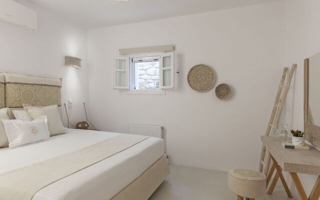 Amalgam Homes Paros