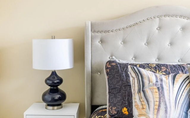 Modern 3BR 2BA Townhome in Lakeshore