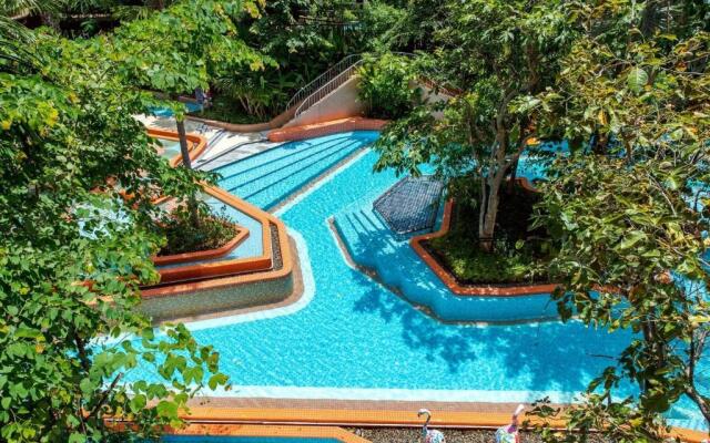 2BR Designer's villa at La Habana Huahin