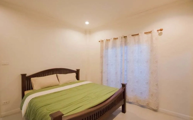 Ban San Sabuay Holiday House