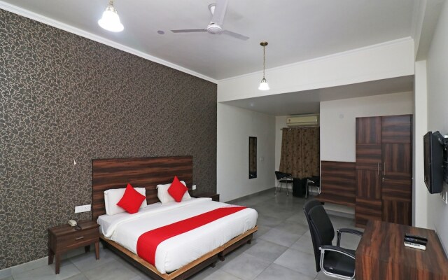 Hotel Silver Star By OYO Rooms