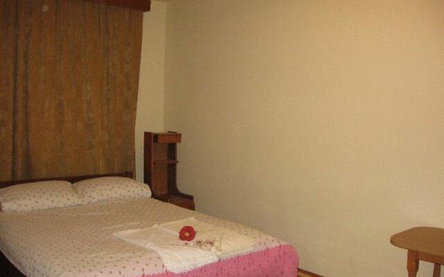 Lary Hostel