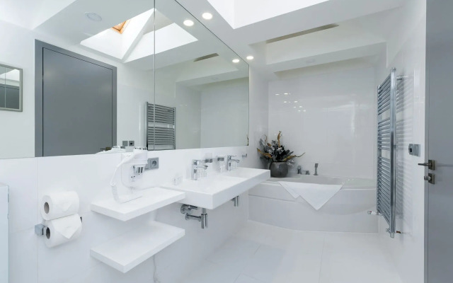 EMPIRENT Rose Apartments