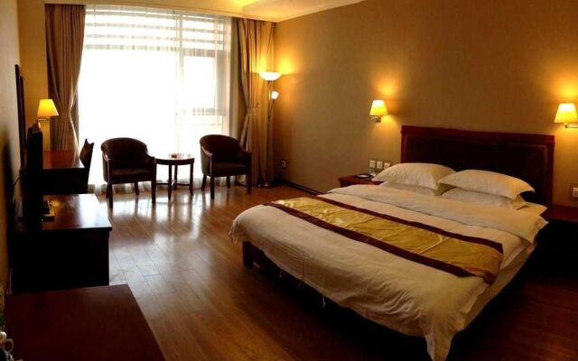 Yunling Business Hotel