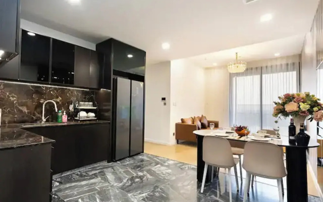 Lumiere Vacation By KVG Suite Apartment