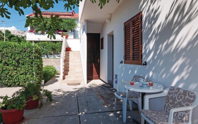 Nice Home in Pag With Wifi and 2 Bedrooms