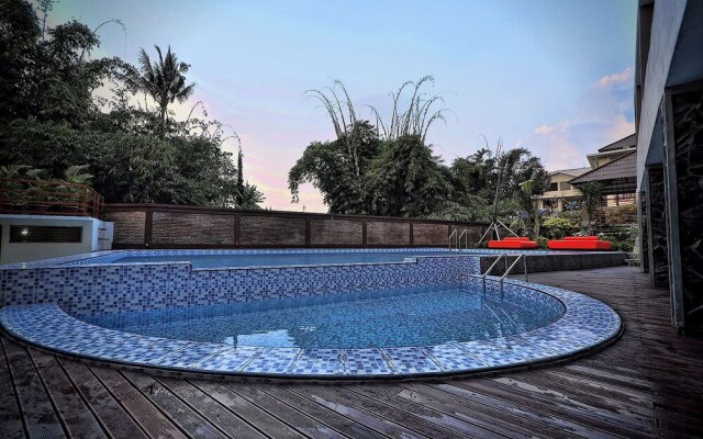 Spencer Green Hotel