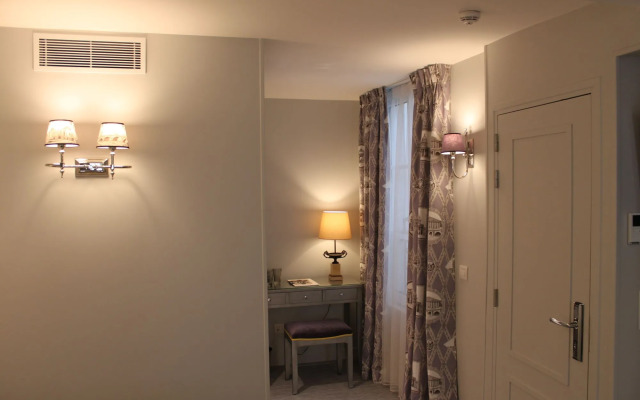 My Home in Paris Hotel