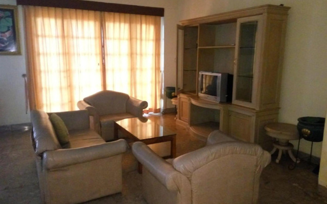 Lippo Carita Selatan