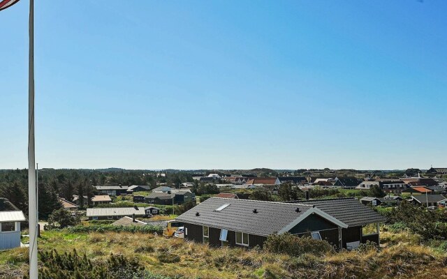 Peaceful Holiday Home in Henne With Sea View